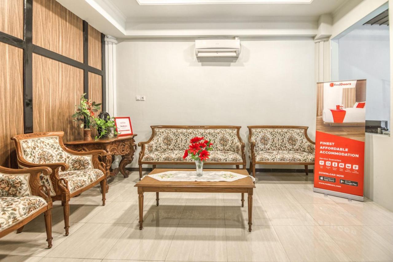 Reddoorz Plus Near Akademi Kepolisian Semarang 3 Exterior photo